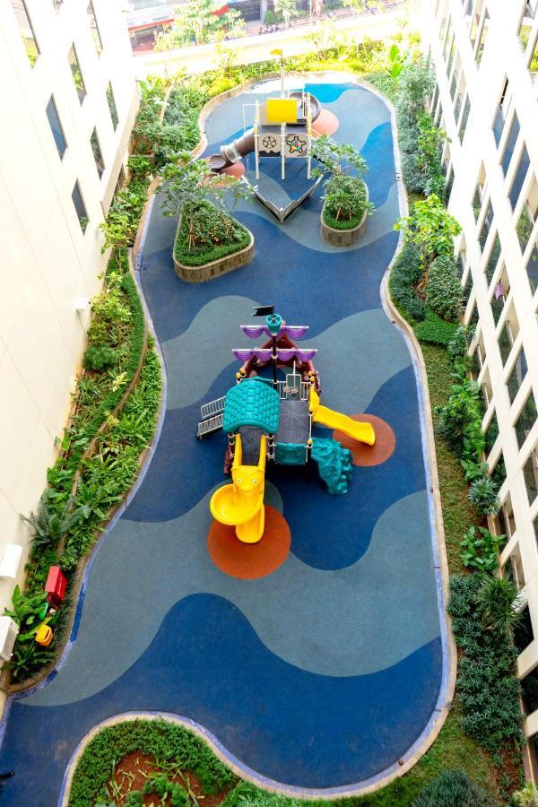Louis Kienne Hotel Pemuda Semarang Esterno foto